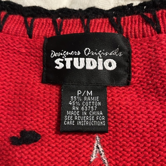 🎄VTG Christmas Sweater🎄 - Picture 7 of 7